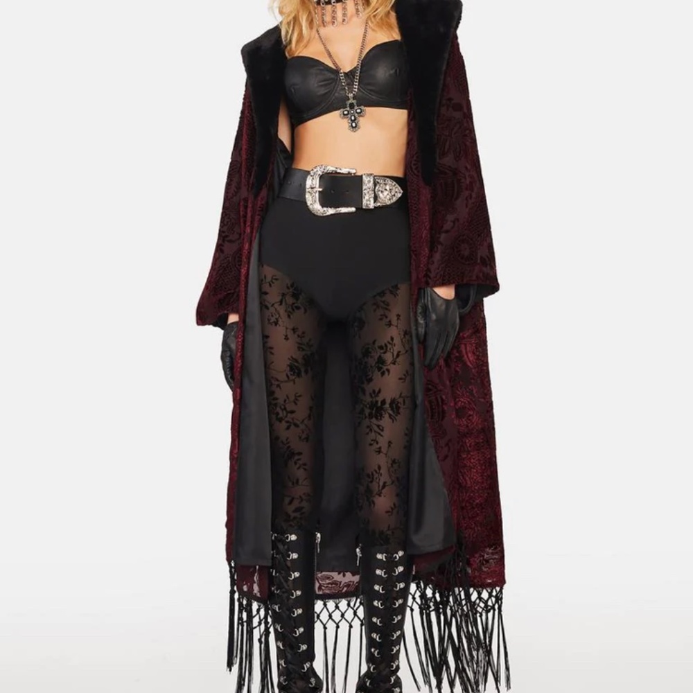 current-mood  Vintage Romance Velvet Duster